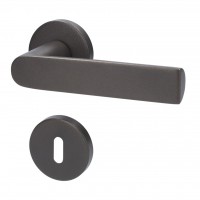 Korsika-R – Schwarz matt Struktur – Zimmertürgarnitur – Südmetall – Top Speed Korsika-R – Schwarz matt Struktur – Zimmertürgarnitur – Südmetall – Top Speed